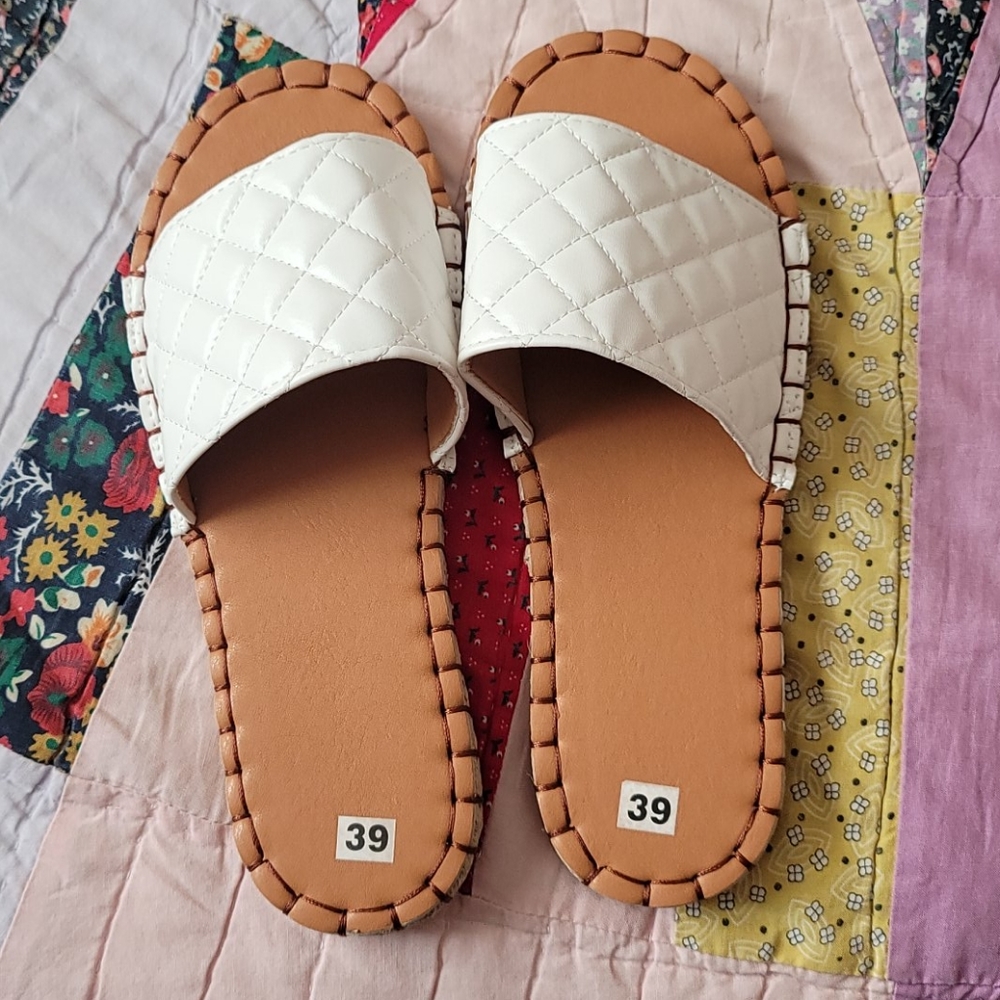 Womens Open toe slippers